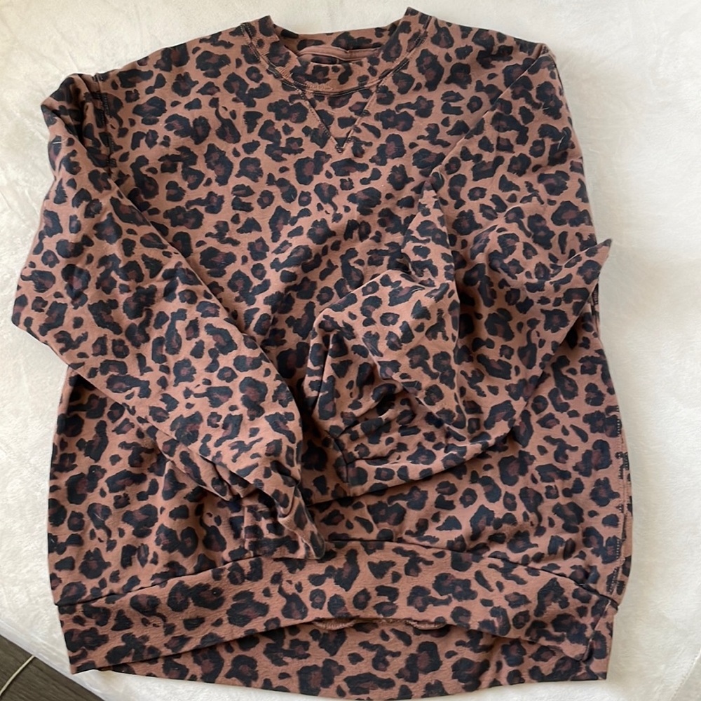 Leopard Sweatshirt